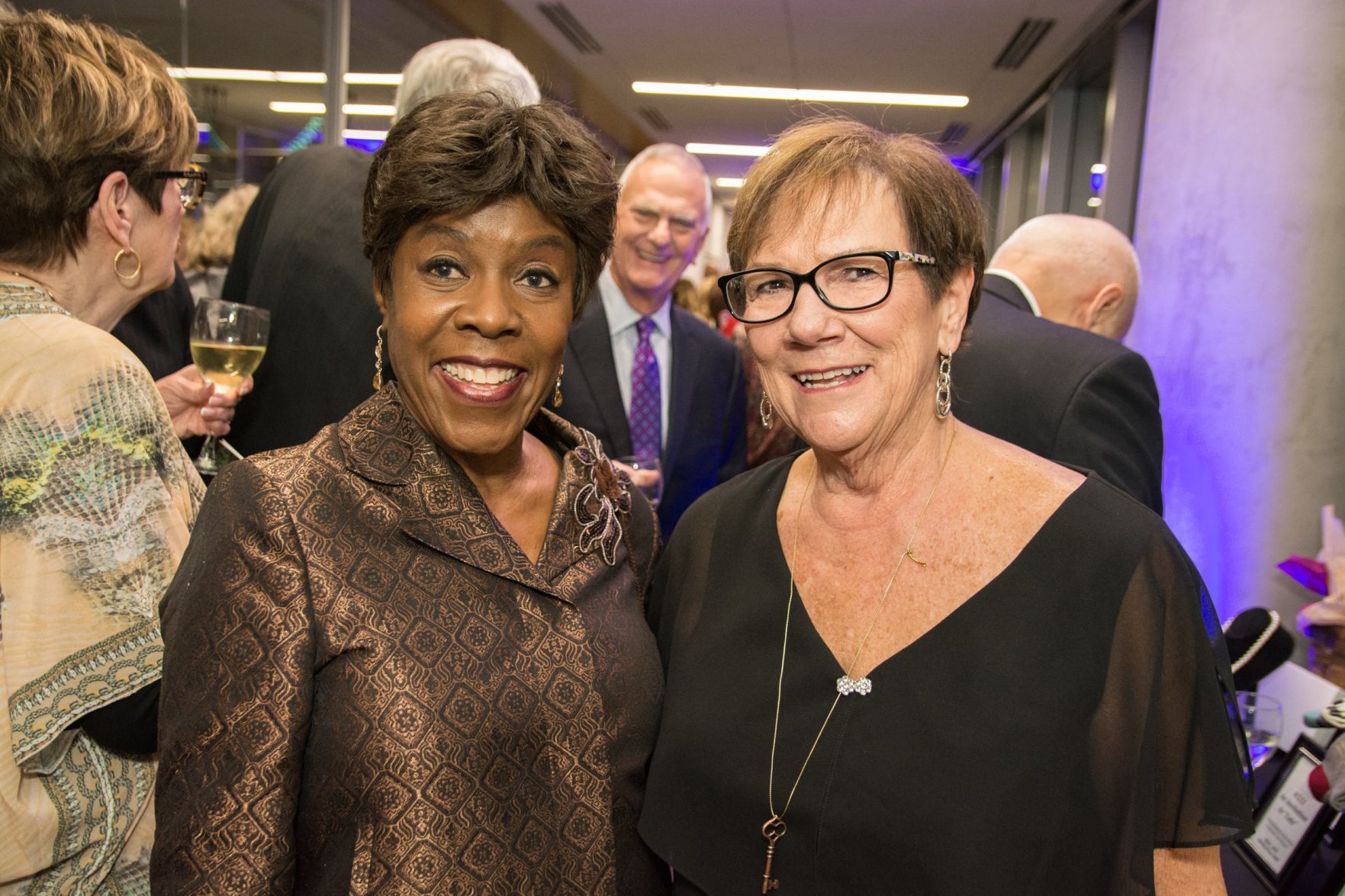 Roxie Randolph, Edna Merz